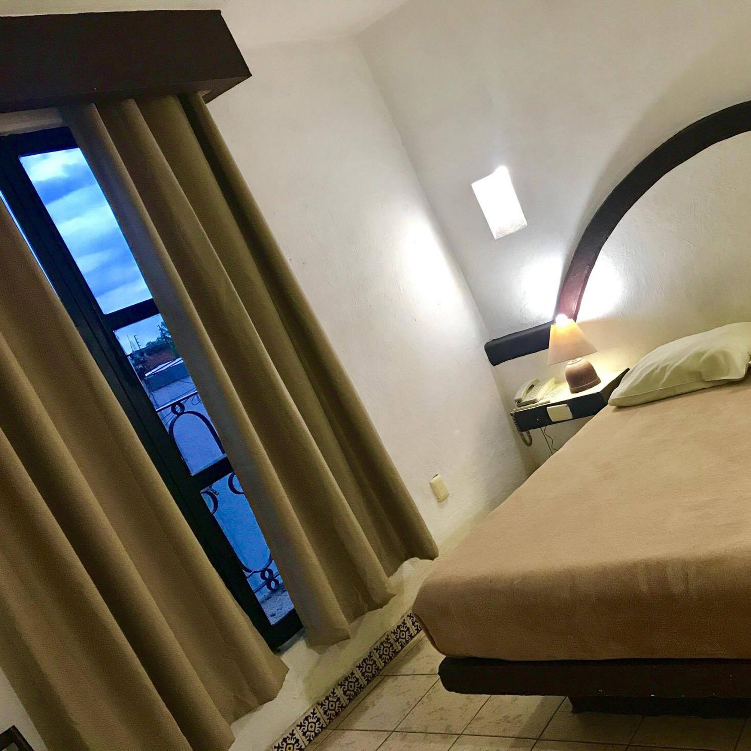 Hotel Plaza Morelia Buitenkant foto