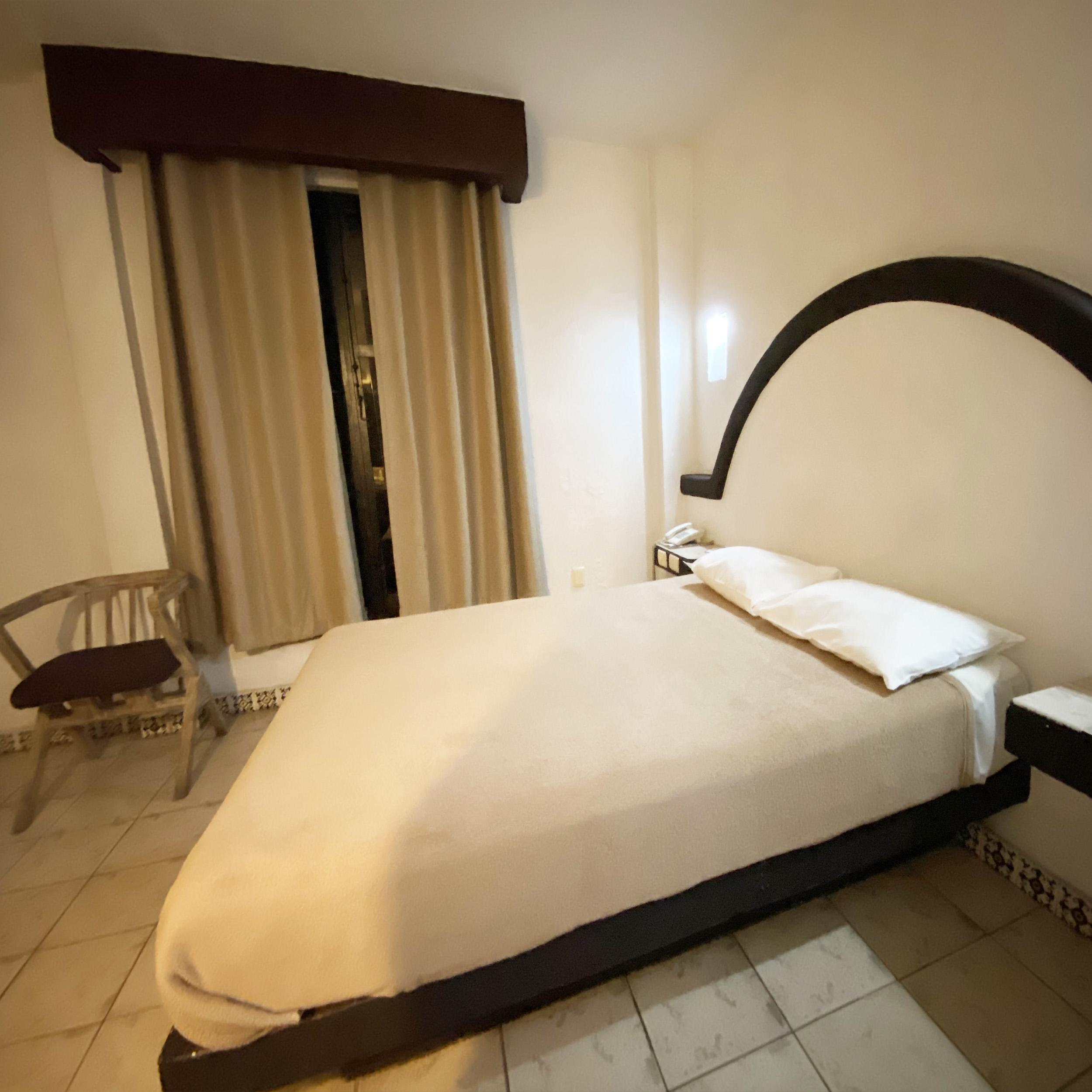 Hotel Plaza Morelia Buitenkant foto