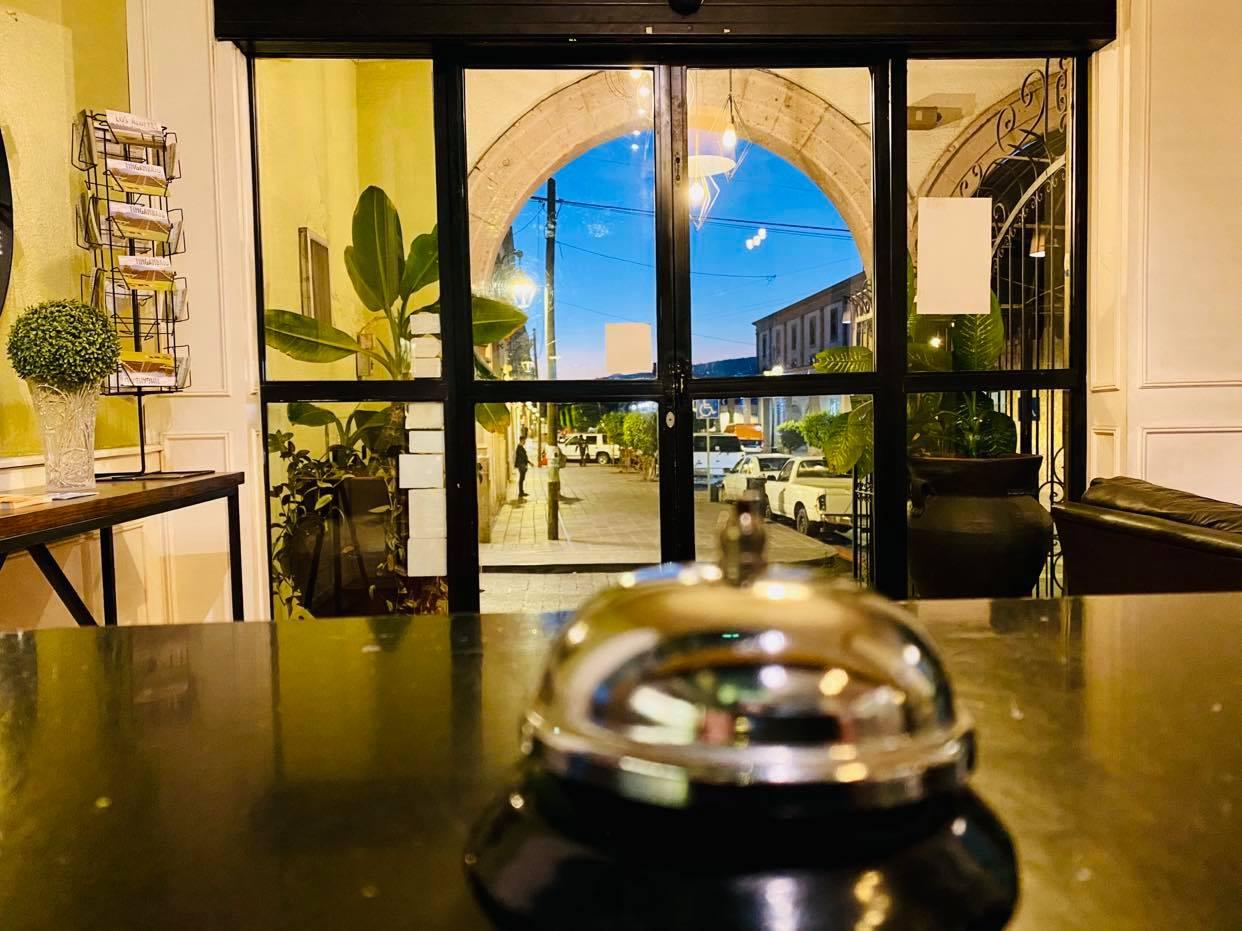 Hotel Plaza Morelia Buitenkant foto
